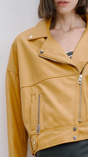 OVERSIZED LEATHER JACKET