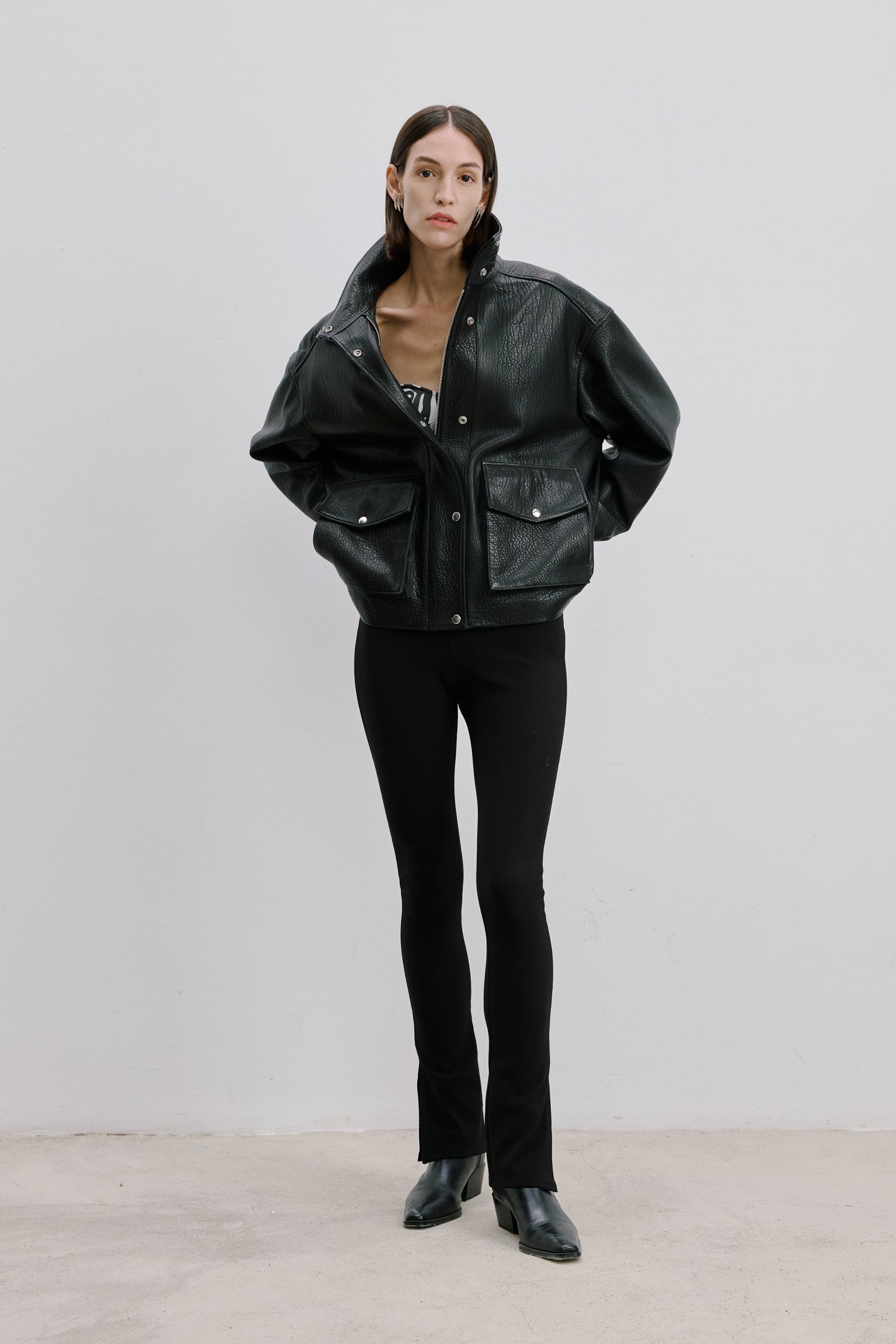 OVERSIZED LEATHER JACKET