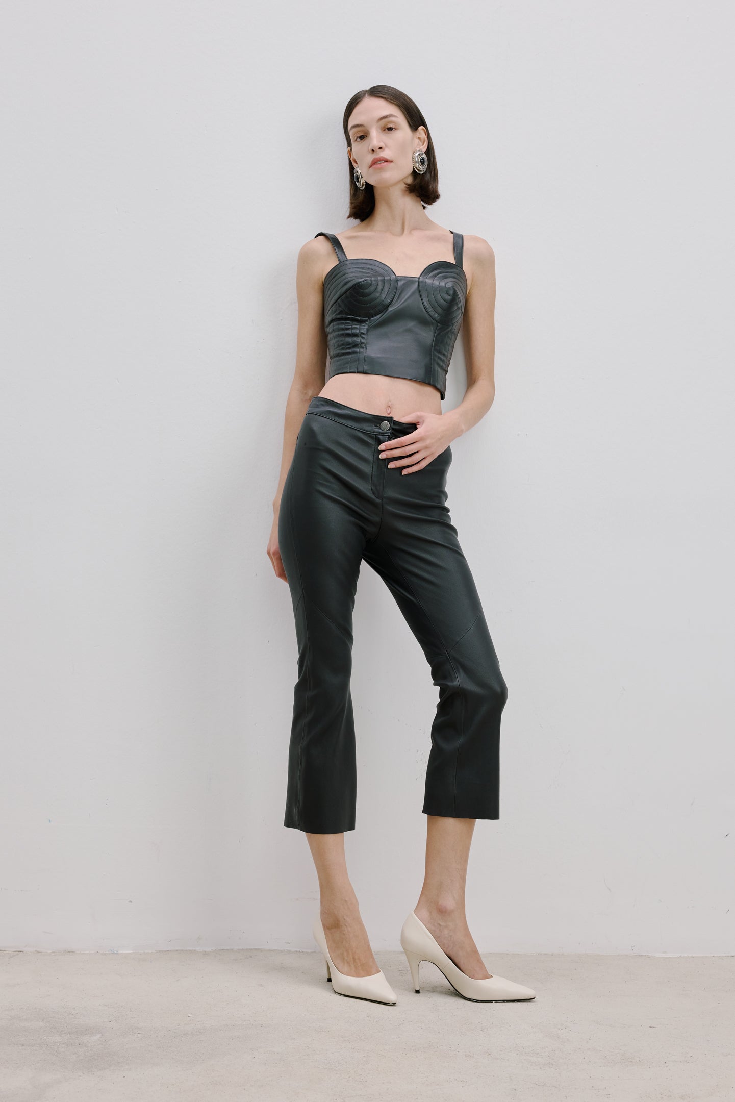 REMOVABLE STRAP LEATHER TOP