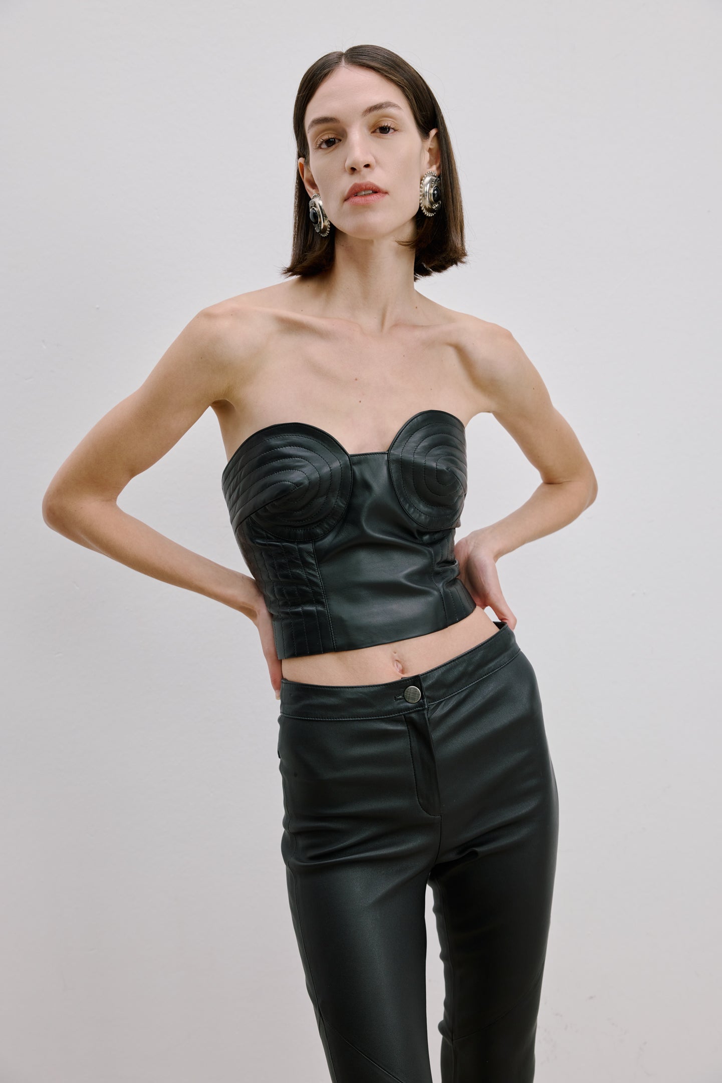 REMOVABLE STRAP LEATHER TOP