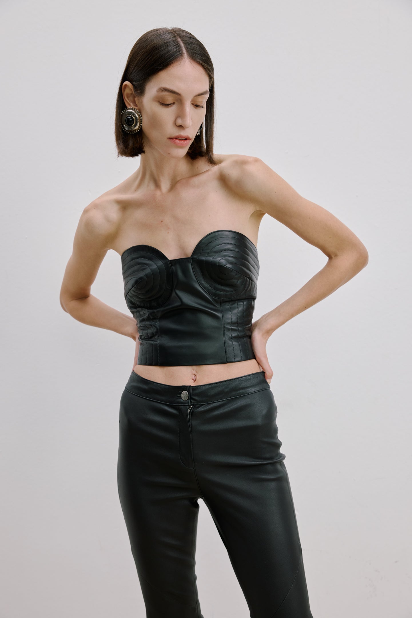 REMOVABLE STRAP LEATHER TOP