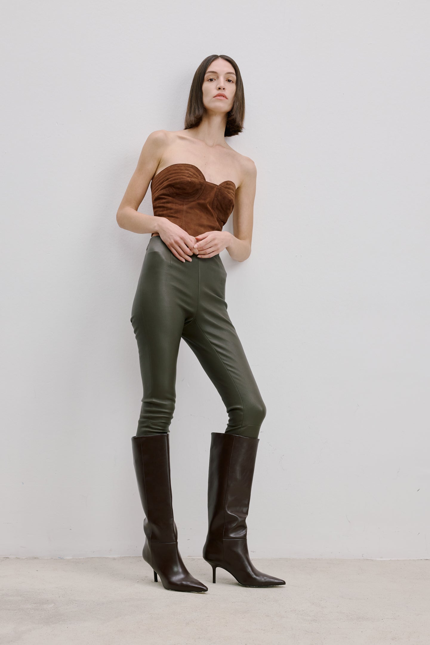 SKINNY LEATHER PANTS