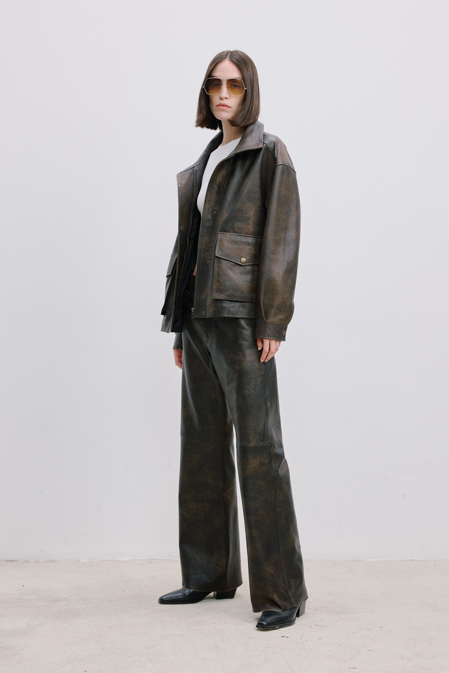 OVERSIZED LEATHER JACKET