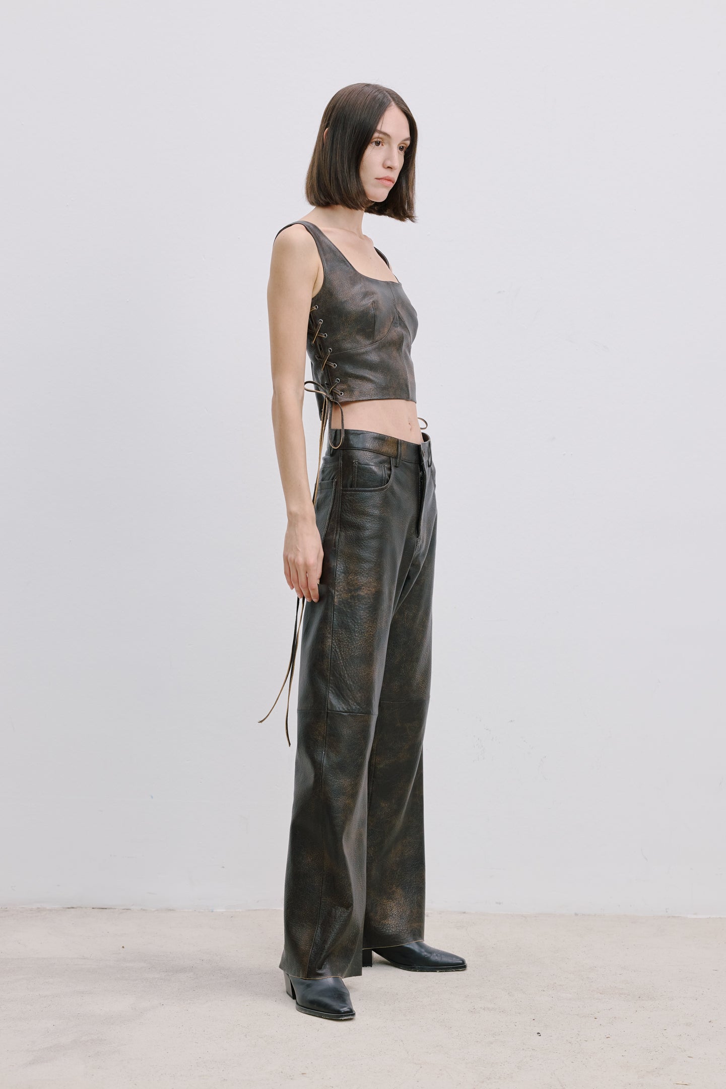 LACE-UP DETAILED LEATHER TOP